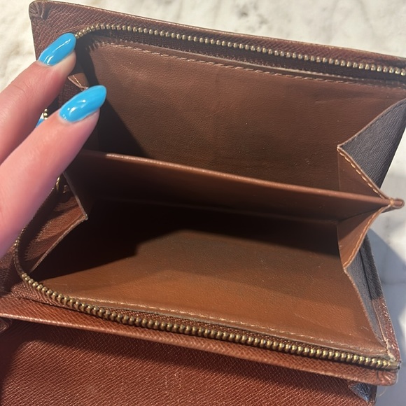 Louis Vuitton Monogram Wallet (project wallet!) - Picture 10 of 15